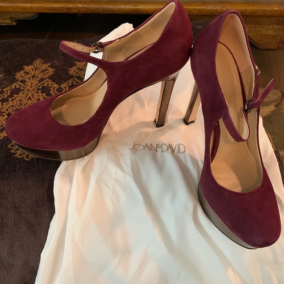 Joan &David Heels - Picture 5 of 5